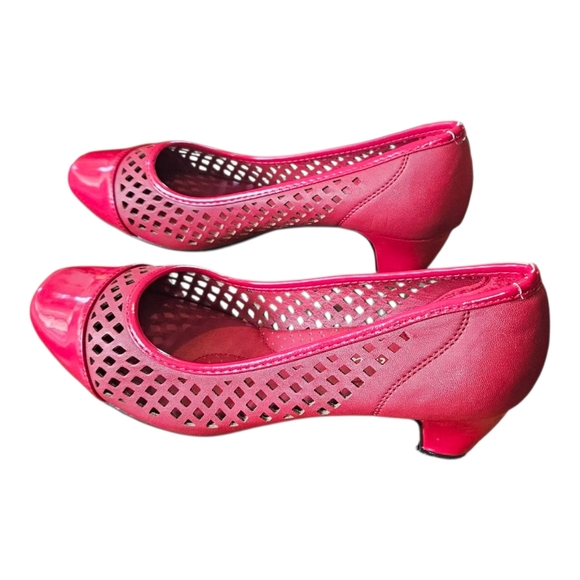 Gabriella Shoes - Gabriella Leather Red Kitten Heel Size 8W Round Toe Slip On